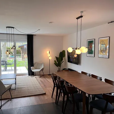 Wohnglueck Frisches & Gemuetliches Design Mit Bbq, Garten & Arbeitsplatz Ferienhaus *
