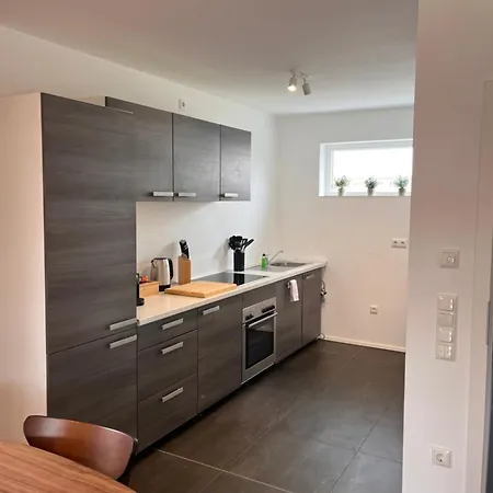 Wohnglueck Frisches & Gemuetliches Design Mit Bbq, Garten & Arbeitsplatz Ferienhaus Augsburg