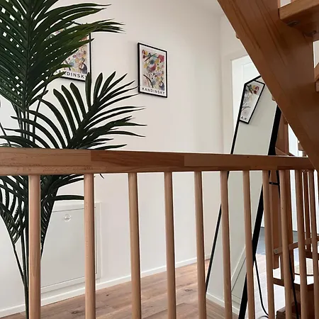 Ferienhaus Wohnglueck Frisches & Gemuetliches Design Mit Bbq, Garten & Arbeitsplatz Augsburg