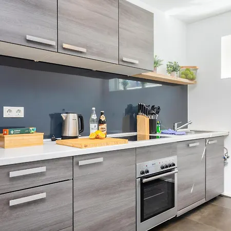 Wohnglueck Frisches & Gemuetliches Design Mit Bbq, Garten & Arbeitsplatz Ferienhaus *