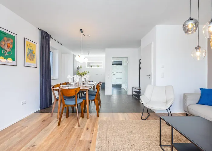 Neu - Frisches & Gemuetliches Design Mit Bbq, Garten & Arbeitsplatz Prázdninový dům Augsburg