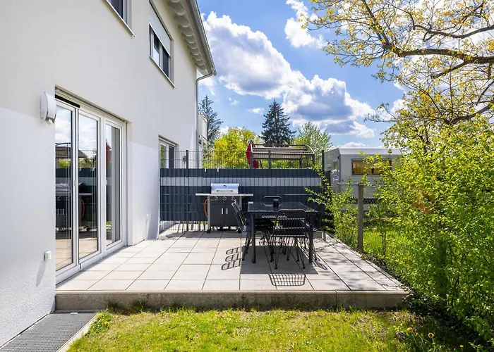Prázdninový dům Neu - Frisches & Gemuetliches Design Mit Bbq, Garten & Arbeitsplatz